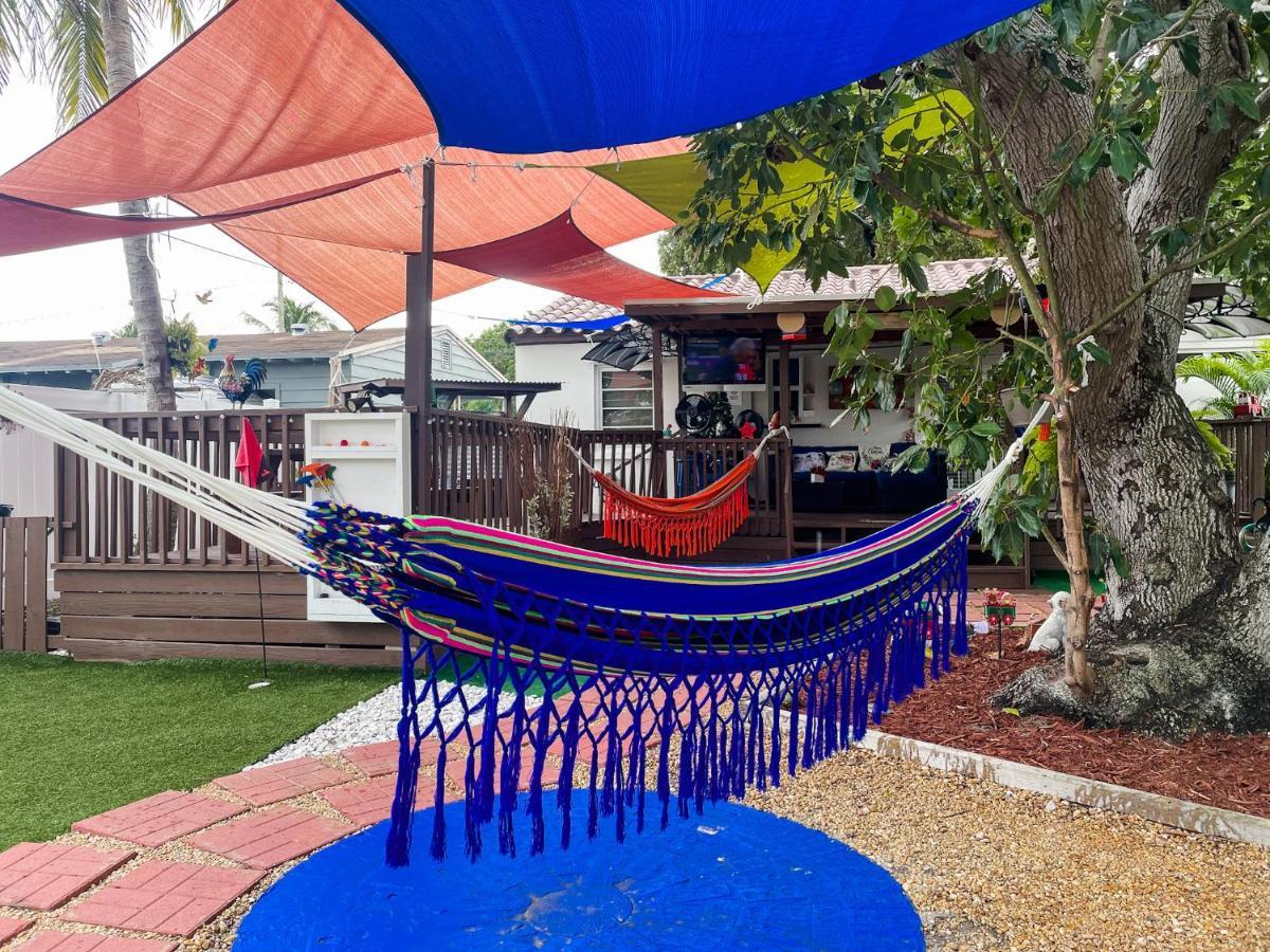 Hammocks & Mini-Golf! 10 Mins From Beach! Голливуд Экстерьер фото